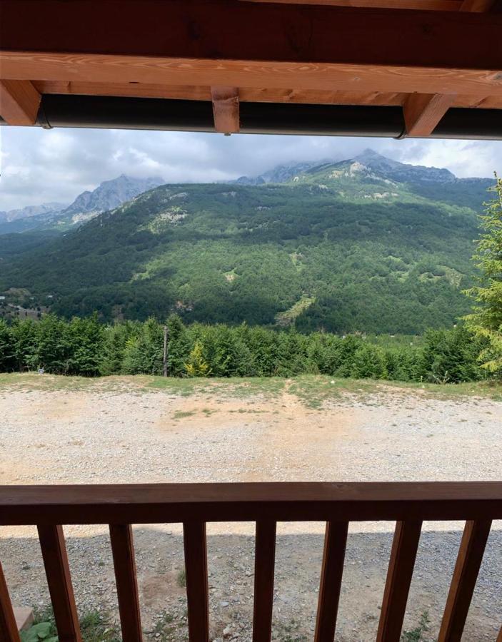 Guest House Valbona Exteriör bild